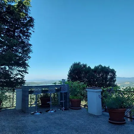 Casa Sole Di Toscana Con Grande Terrazza Panoramica, Giardino E Vasca Relax Idromassaggio Апартаменты