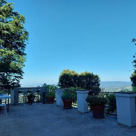 Casa Sole Di Toscana Con Grande Terrazza Panoramica, Giardino E Vasca Relax Idromassaggio Апартаменты *