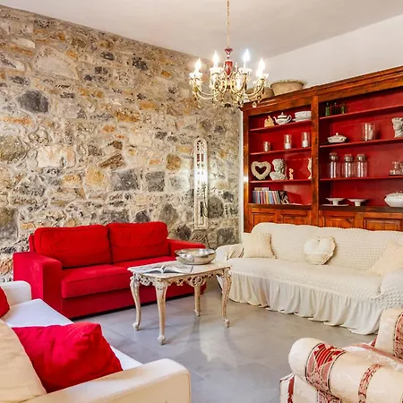 Casa Sole Di Toscana Con Grande Terrazza Panoramica, Giardino E Vasca Relax Idromassaggio *