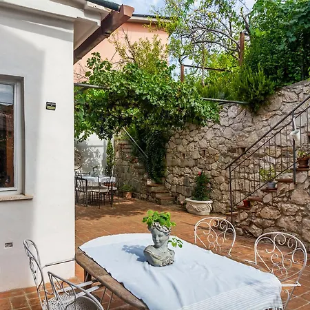 Casa Sole Di Toscana Con Grande Terrazza Panoramica, Giardino E Vasca Relax Idromassaggio Апартаменты
