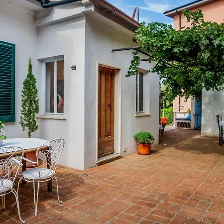 Casa Sole Di Toscana Con Grande Terrazza Panoramica, Giardino E Vasca Relax Idromassaggio *