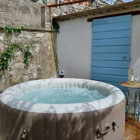 Casa Sole Di Toscana Uso Esclusivo Con 5 Camere, 3 Bagni, Terrazza Panoramica, Giardino E Vasca Idromassaggio *