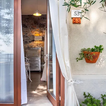 Casa Sole Di Toscana Con Grande Terrazza Panoramica, Giardino E Vasca Relax Idromassaggio Διαμέρισμα *